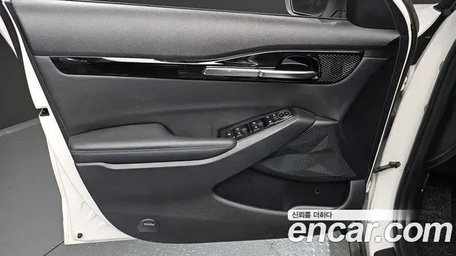 Kia Seltos бензин 1.6 Turbo 2WD Signature, миниатюра 8