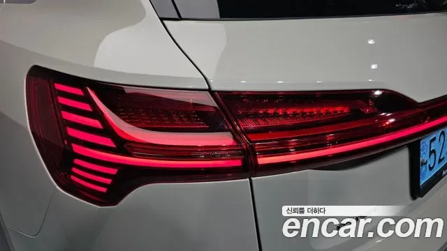 Audi e-, миниатюра 24