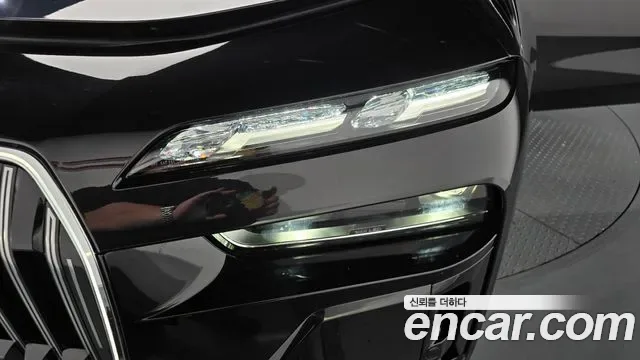 BMW 7 (G70) 740i xDrive M, миниатюра 6