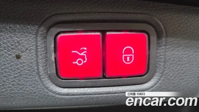 Mercedes-Benz E-Class E450 4MATIC, миниатюра 10