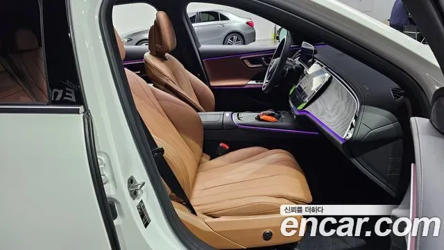 Mercedes-Benz E-Class E200, миниатюра 30