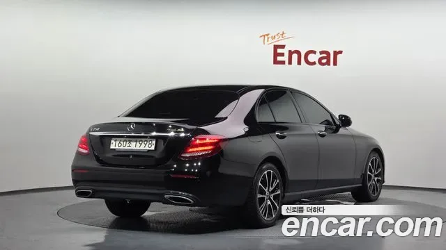 Mercedes-Benz E-Class E250, миниатюра 27