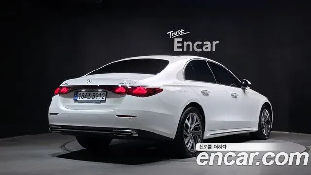 Mercedes-Benz E-Class E220d 4MATIC, миниатюра 6