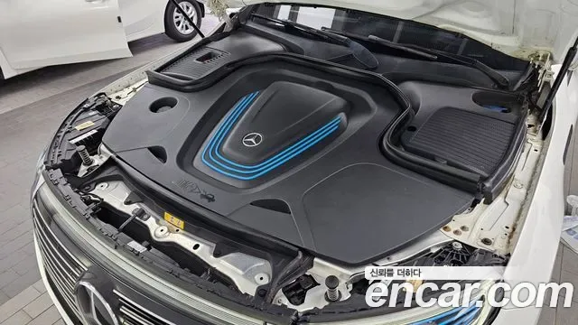 Mercedes-Benz EQC EQC400 4MATIC, миниатюра 2
