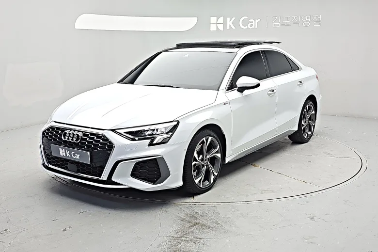 Audi A3 бензин 2WD 40 TFSI Premium