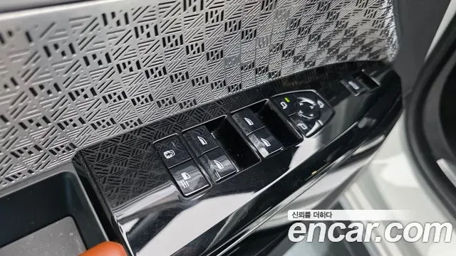BMW 7 (G70) 750e xDrive M, миниатюра 18