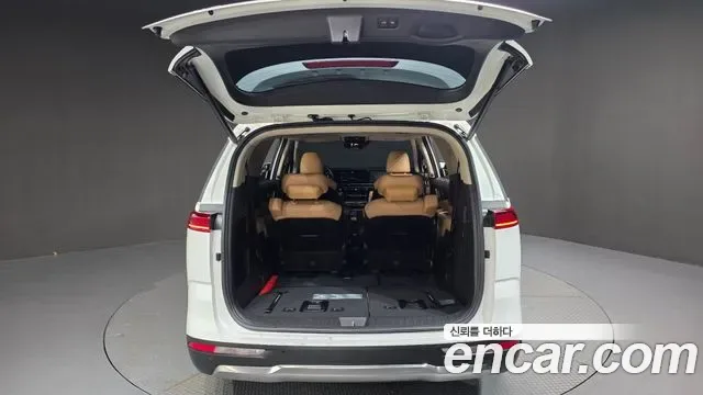 Kia Carnival бензин 7 мест Signature, миниатюра 19