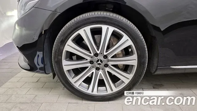 Mercedes-Benz E-Class E450 4MATIC, миниатюра 21