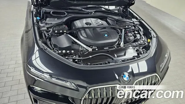 BMW 7 (G70) 740i xDrive M, миниатюра 17