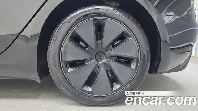 Tesla 3 RWD, миниатюра 3