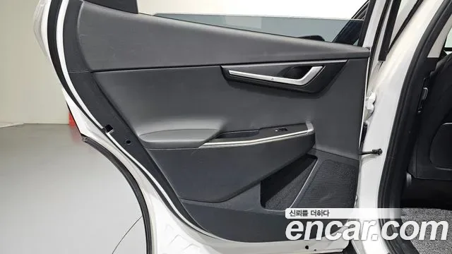 Kia EV6 4WD, миниатюра 9