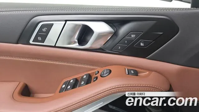 BMW X5 xDrive 40i M, миниатюра 18