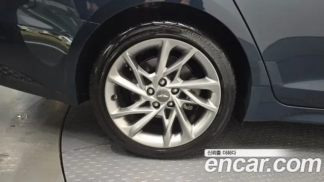 Genesis G70 бензин 2.0T 2WD ( ), миниатюра 21