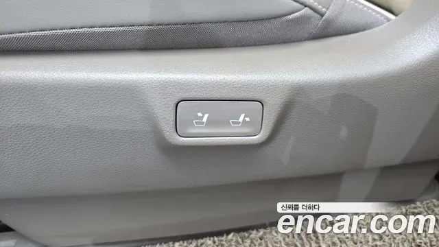 Kia Carnival HEV 9 мест Signature, миниатюра 2