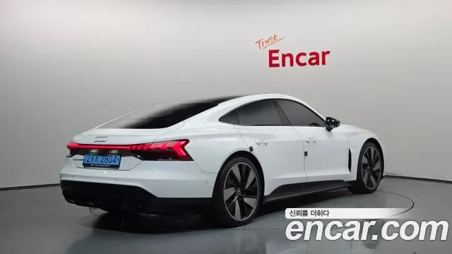 Audi e- GT Premium, миниатюра 14