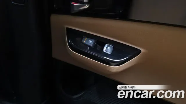 Kia Carnival бензин 9 мест, миниатюра 6