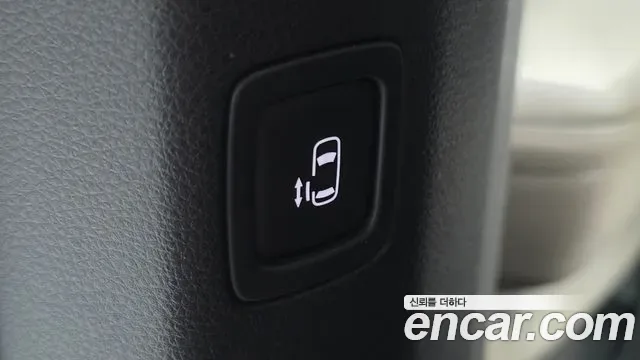 Kia Carnival HEV 9 мест Signature, миниатюра 23