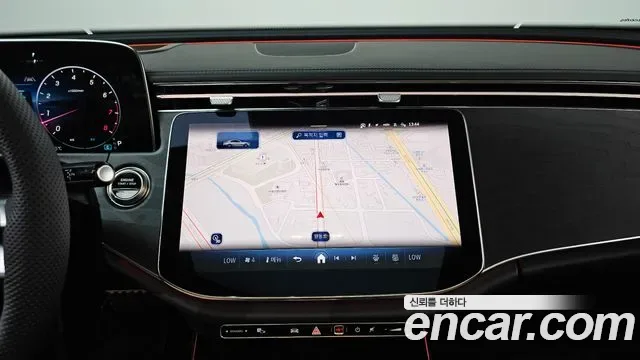 Mercedes-Benz E-Class E200 AMG Line, миниатюра 16