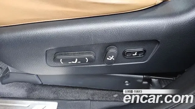Kia Mohave дизель 3.0 4WD 5 мест, миниатюра 23