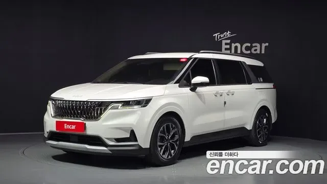 Kia Carnival дизель 9 мест Prestige