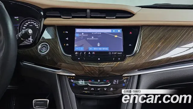 Cadillac XT6, миниатюра 11