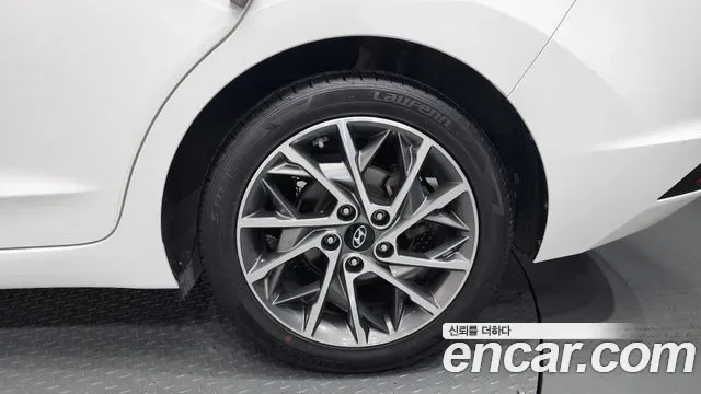 Hyundai Avante AD, миниатюра 17