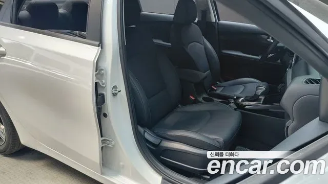 Kia K3 II 1.6 Prestige, миниатюра 23