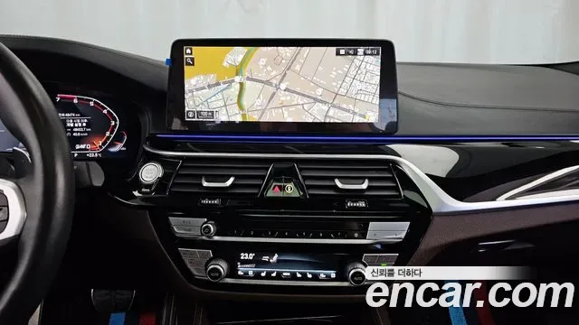BMW 5 (G30) M550i xDrive, миниатюра 3