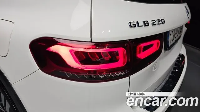 Mercedes-Benz GLB GLB220, миниатюра 26