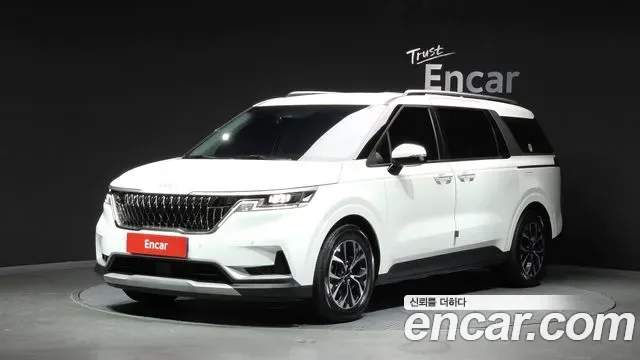 Kia Carnival дизель 9 мест Prestige