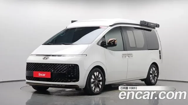 Hyundai Staria 4WD Prestige 4 мест
