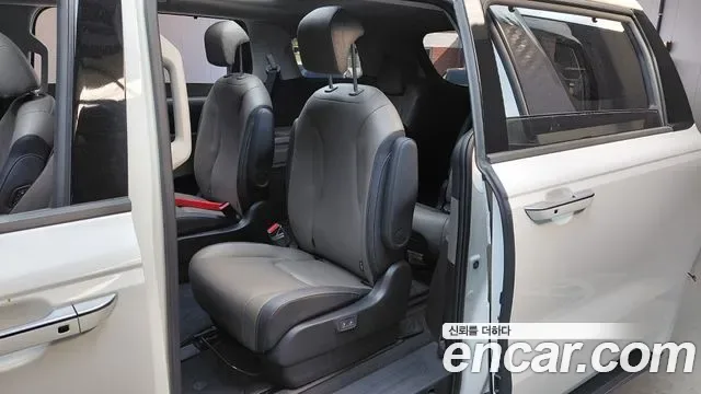 Kia Carnival дизель 9 мест, миниатюра 28