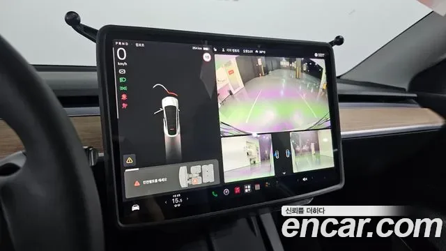 Tesla Y AWD, миниатюра 2