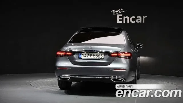 Mercedes-Benz E-Class E250, миниатюра 8
