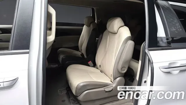 Kia Carnival дизель 9 мест Prestige, миниатюра 23