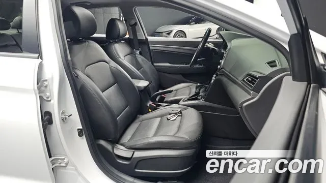 Hyundai Avante AD, миниатюра 2