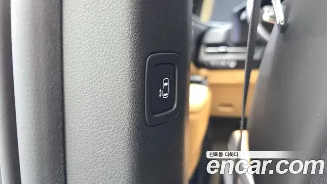 Kia Carnival бензин 7 мест Signature, миниатюра 27