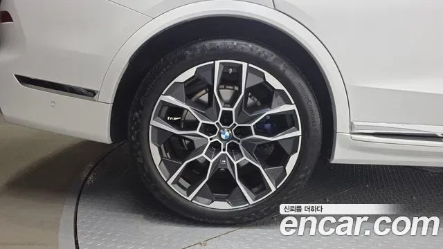 BMW X7 xDrive 40i M 7 мест, миниатюра 16