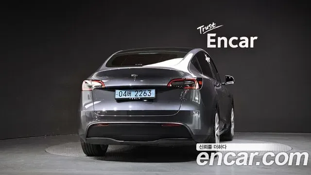 Tesla Y RWD, миниатюра 14