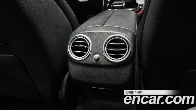 Mercedes-Benz E-Class E300 4MATIC, миниатюра 22