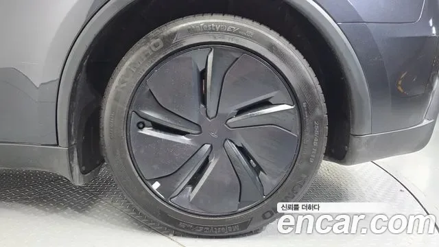 Tesla Y RWD, миниатюра 24