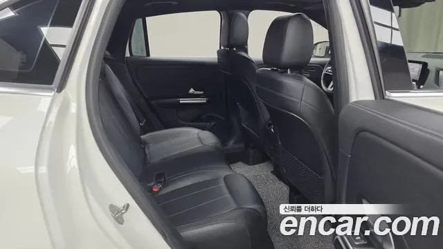 Mercedes-Benz GLA GLA220, миниатюра 17