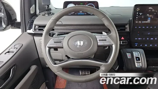 Hyundai Staria 4WD Prestige 4 мест, миниатюра 11
