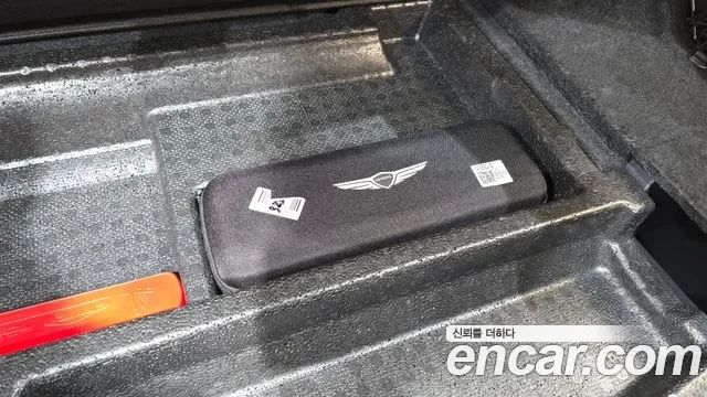 Genesis GV70 e-AWD, миниатюра 16