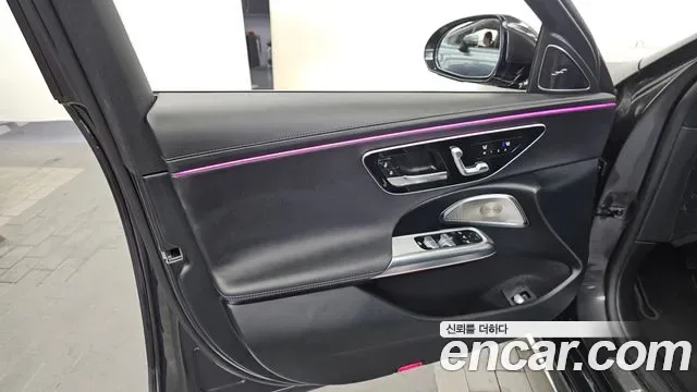 Mercedes-Benz E-Class E300 4MATIC, миниатюра 15