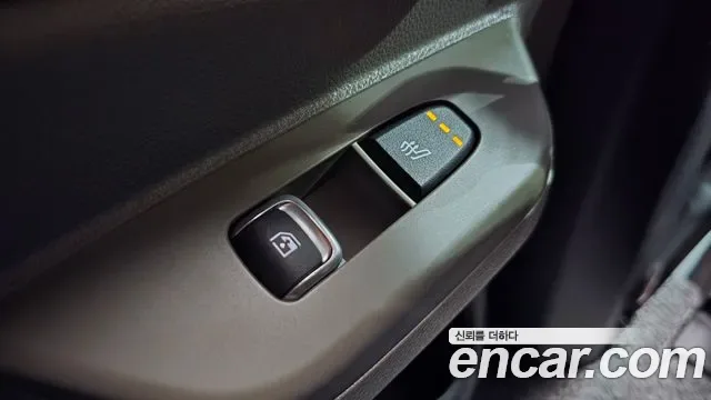 Kia Carnival бензин 9 мест, миниатюра 2