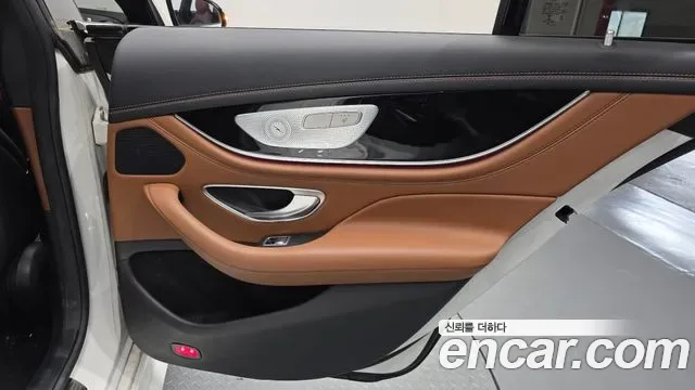 Mercedes-Benz AMG GT 4 43 4MATIC+, миниатюра 21
