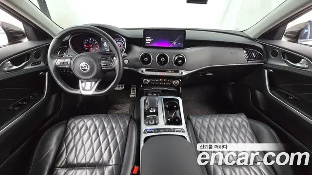 Kia Stinger, миниатюра 5