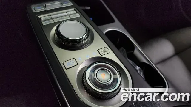Genesis GV70 2.5T бензин AWD ( ), миниатюра 25
