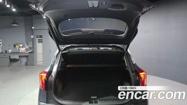 Kia Seltos бензин 1.6 Turbo 4WD Signature, миниатюра 3